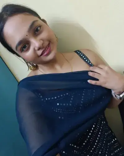 Prantij Escorts Service